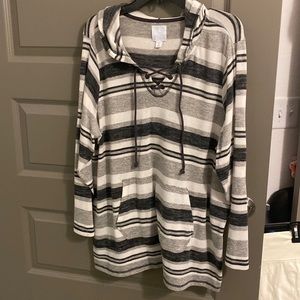 Sunday: lace up striped sweater with a hood and front pouch pocket